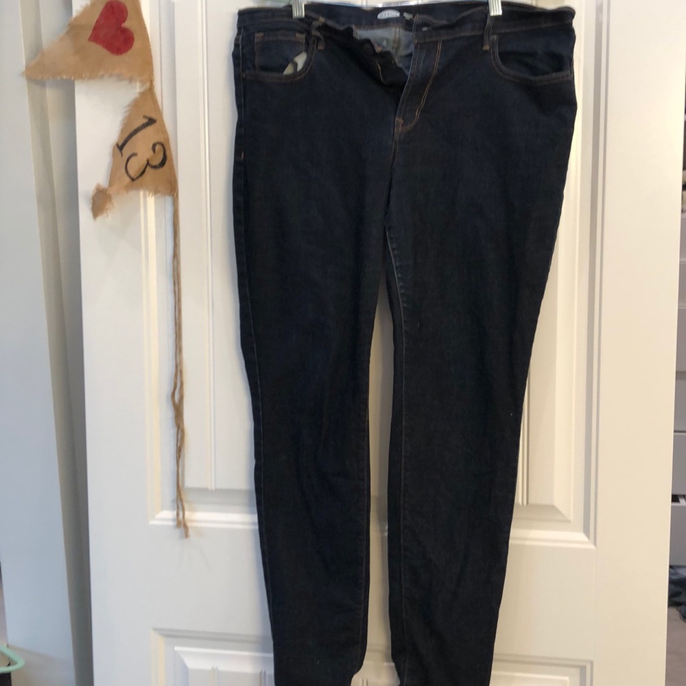 Old navy skinny jeans 👖